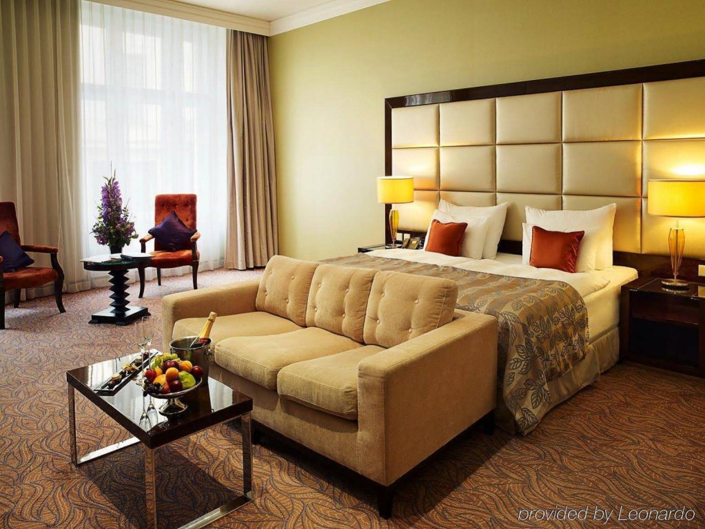 Фото Kings Court