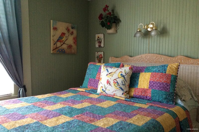 Фото A White Jasmine Inn