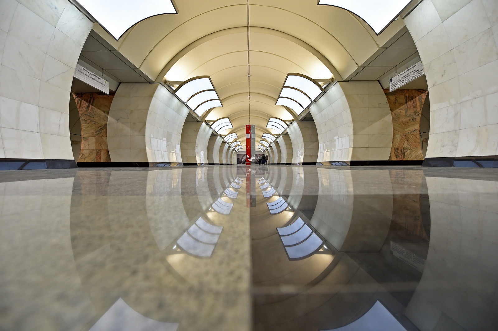 Станция метро бутырская