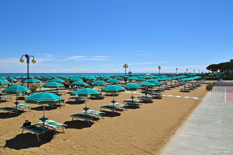 Фото Hotel Janeiro Frontemare