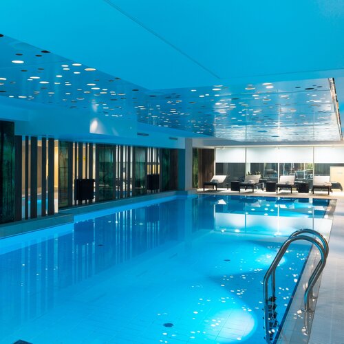 Внешний вид отеля Ramada Hotel & Suites by Wyndham Novosibirsk в Новосибирске, фото 2