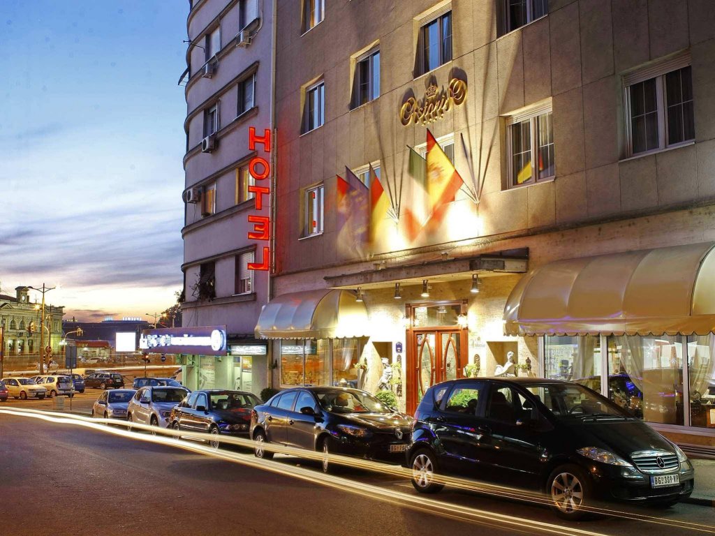 Фото отеля 1