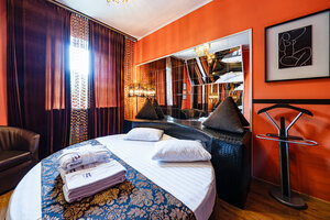 Privaloff (Sevastopolskiy Avenue, 54Г), hotel