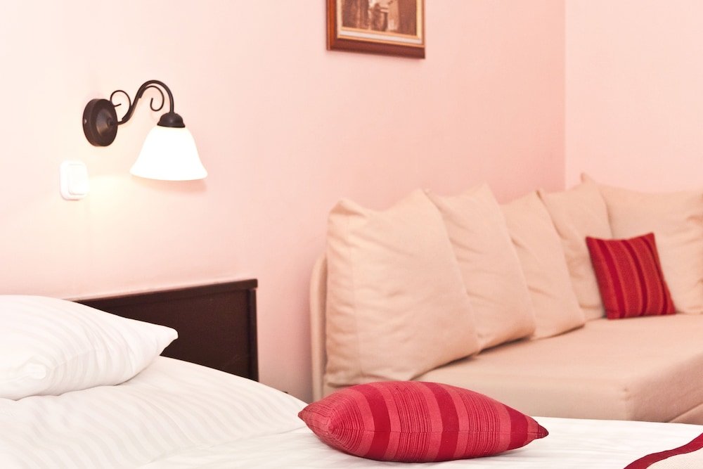 Фото Klastrom Hotel