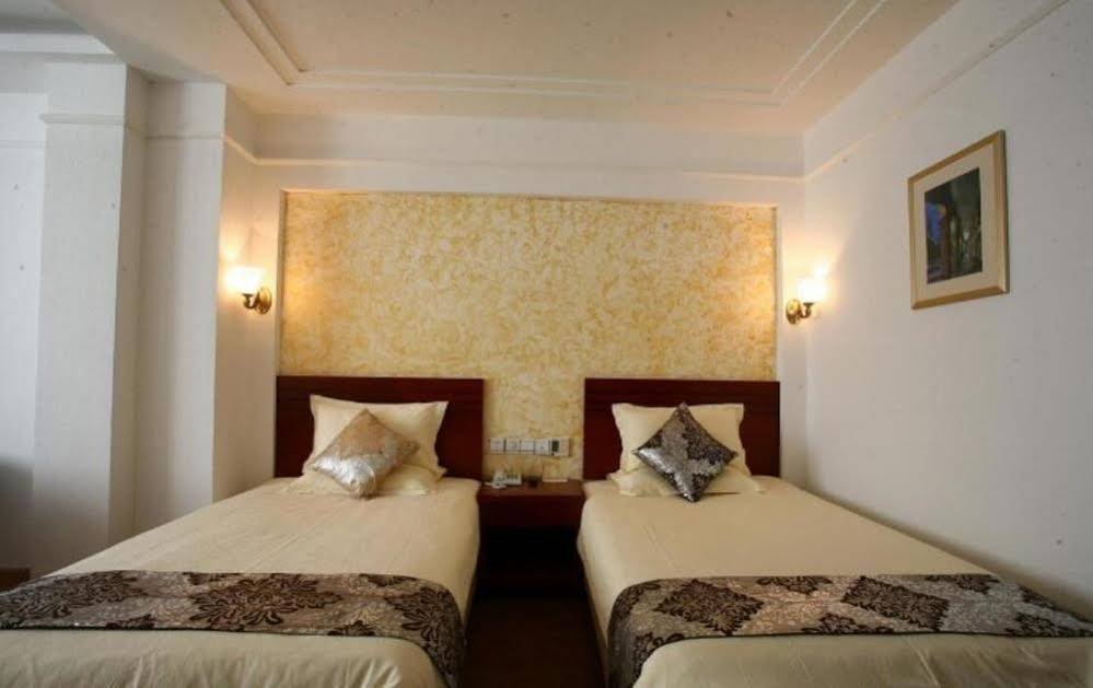 Фото Shanghai Valenci Hotel