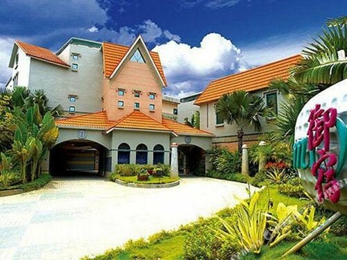 Внешний вид отеля Royal Group Hotel Minghua Branch в Гаосюне, фото 1