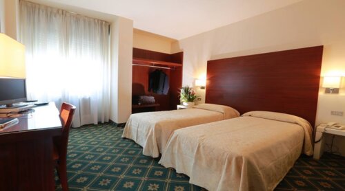 Внешний вид отеля Tiby Hotel в Модене, фото 4