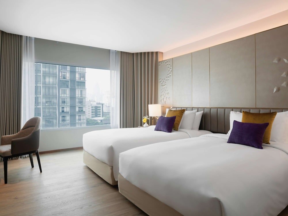 Фото Hotel Windsor Suites Bangkok