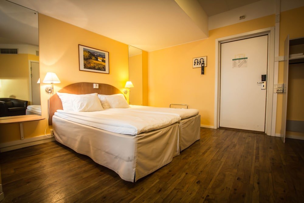 Фото First Hotel Jönköping