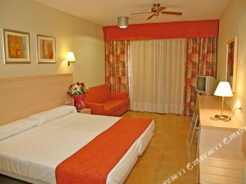 Гостиница Hotel Cabo de Gata