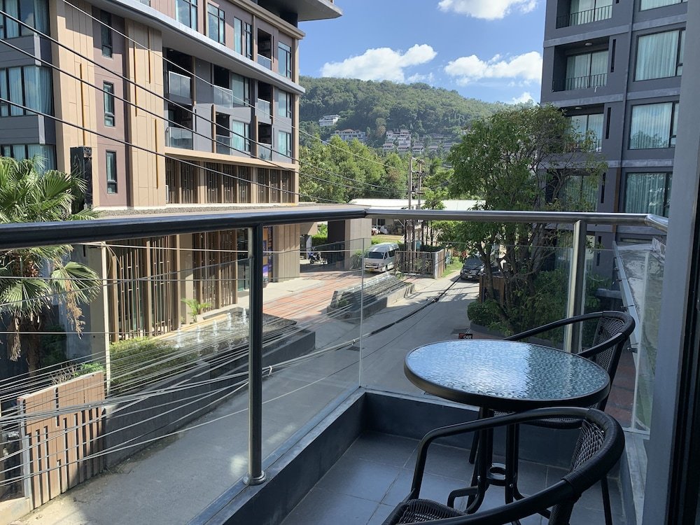 Фото 6th Avenue Surin Beach