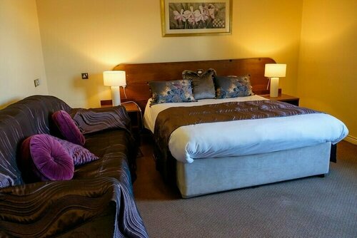 Гостиница Charlemont Arms Hotel в Арме