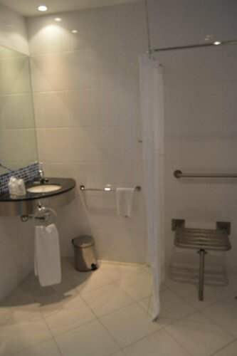 Гостиница Holiday Inn Express Vitoria, an Ihg Hotel в Витории
