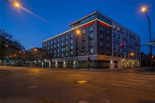 Гостиница Hampton Inn Chicago North Loyola Station в Скоки