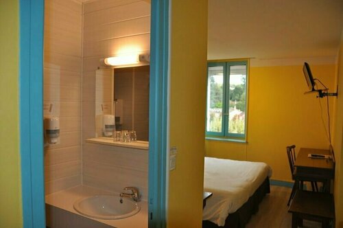 Гостиница Appart Hotel de France в Ла-Туре-дю-Пене