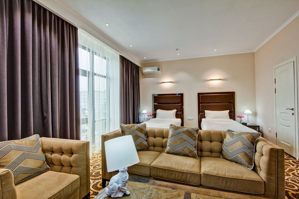 Фото Garden Hotel Bishkek