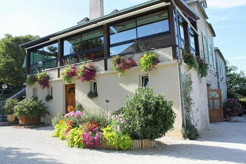 Гостиница Auberge des 7 Tours в Гурдоне