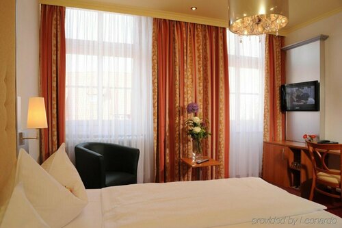 Гостиница Hotel Celler Hof в Целле