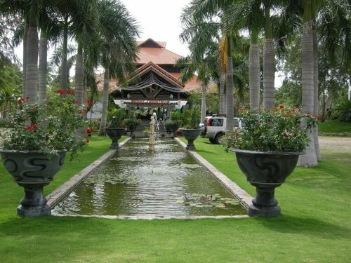 Гостиница MuiNe Century Beach Resort and SPA в Фантхьете