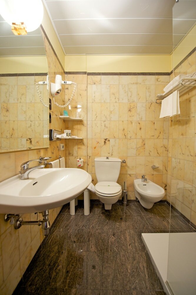 Фото Mercure Reggio Emilia Centro Astoria