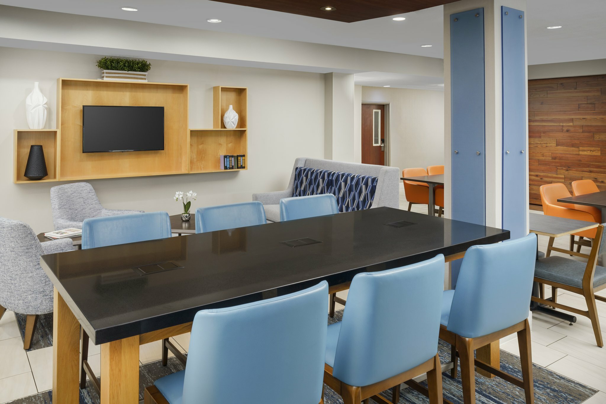 Фото Holiday Inn Express Rochester Ne- Irondequoit, an Ihg Hotel