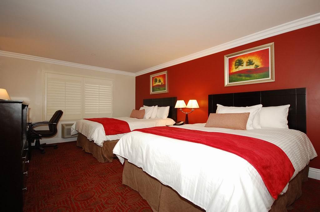 Фото Best Western Burbank Airport Inn