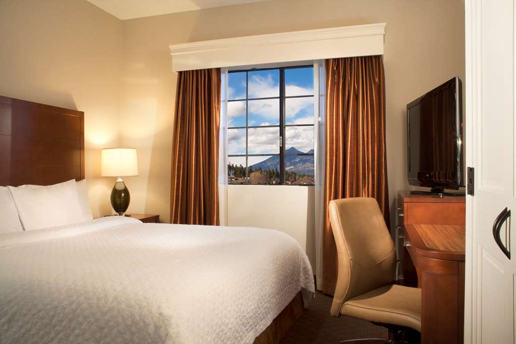 Фото Embassy Suites by Hilton Flagstaff