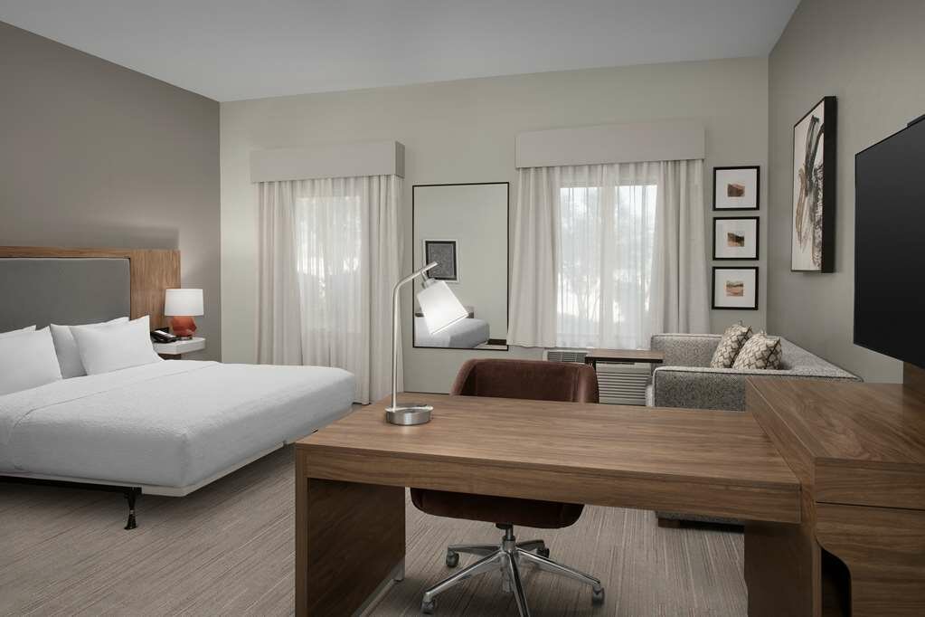 Фото Hampton Inn & Suites Paso Robles