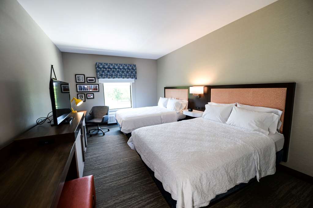 Фото Hampton Inn & Suites Lenoir