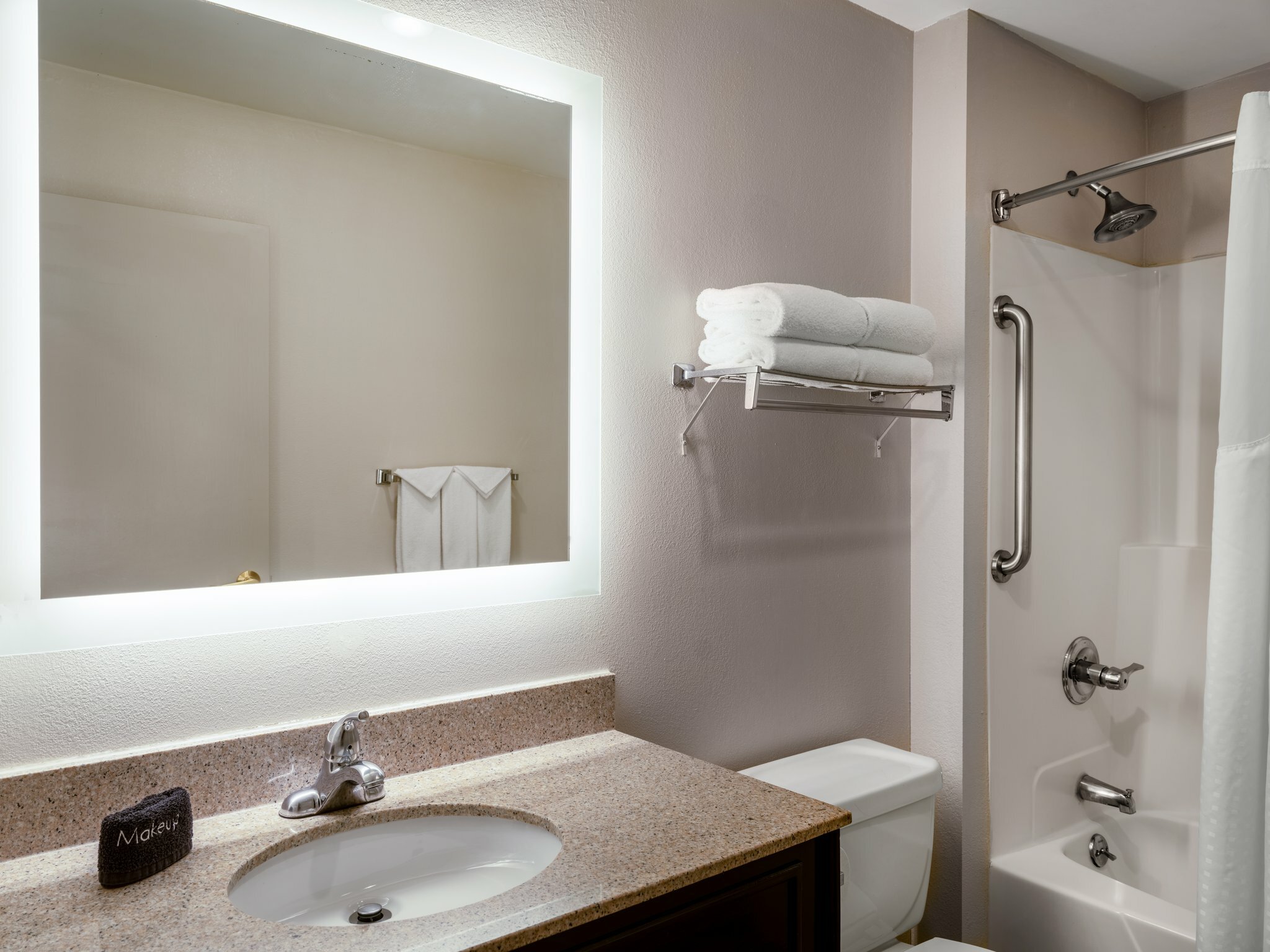Фото Holiday Inn Express Hotel & Suites Chicago - Libertyville, an Ihg Hotel