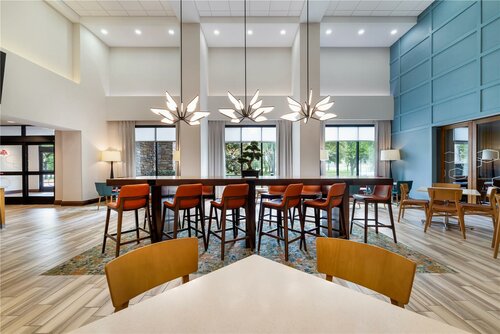Гостиница Hampton Inn & Suites Dallas/Plano-East в Ричардсоне