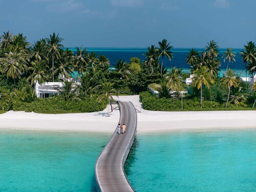 Гостиница Jumeirah Olhahali Island на Мальдивах