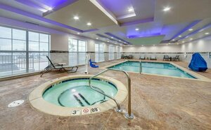 Гостиница Comfort Inn & Suites Oklahoma City South I-35