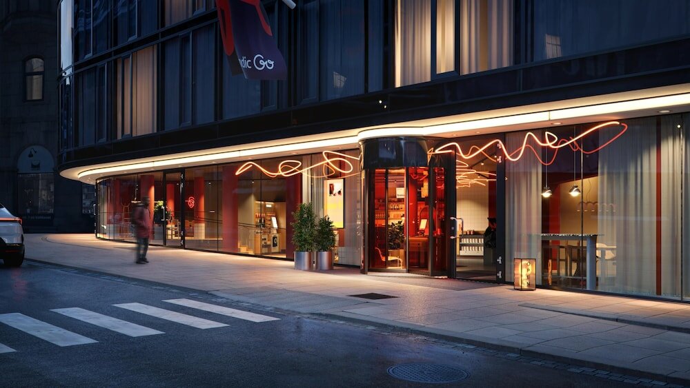 Фото отеля 2