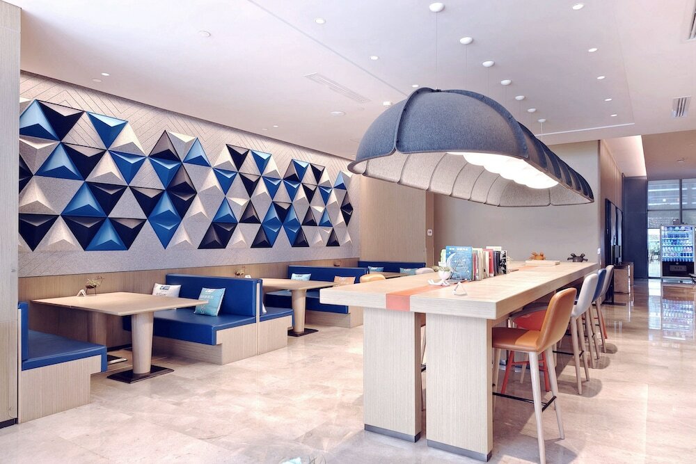 Фото Holiday Inn Express Kunming West, an Ihg Hotel