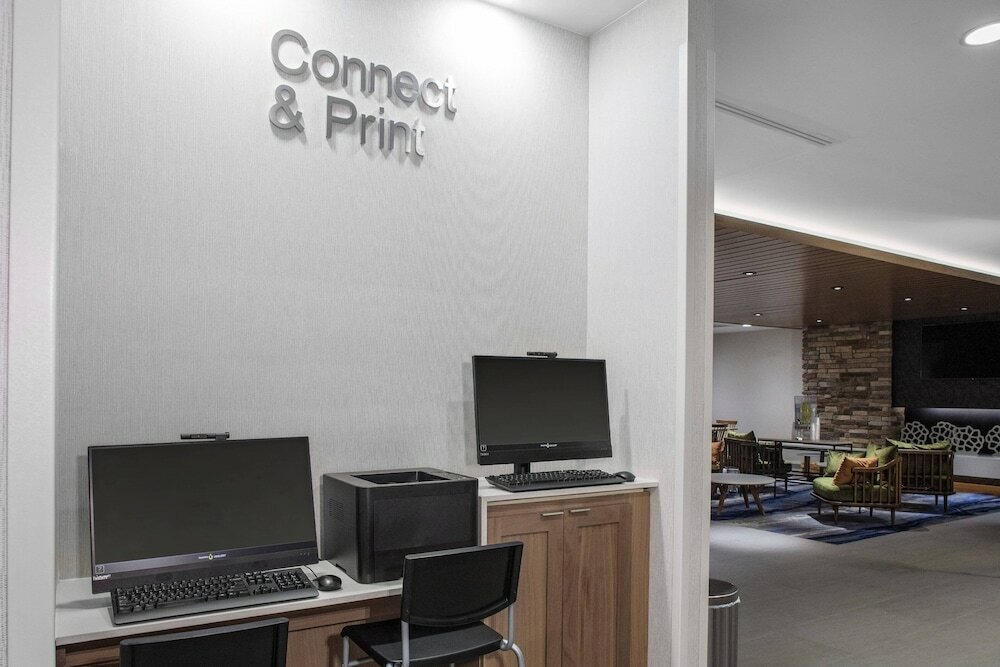 Фото Fairfield Inn & Suites by Marriott Indianapolis Greenfield