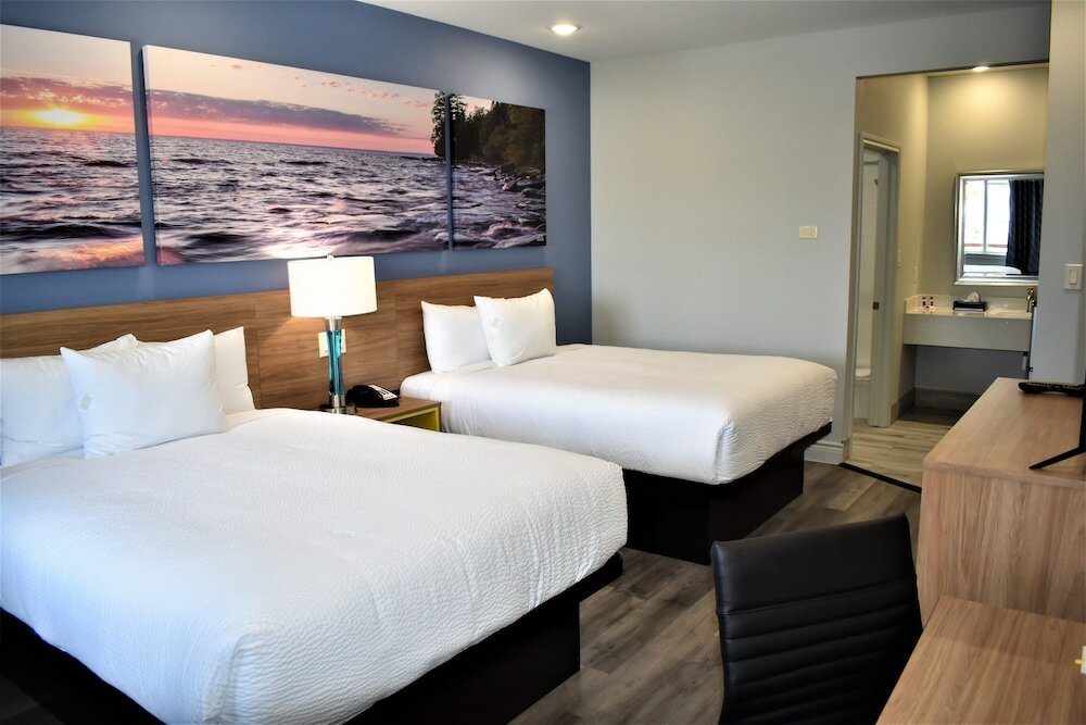 Фото Days Inn & Suites by Wyndham Downtown/University of Houston