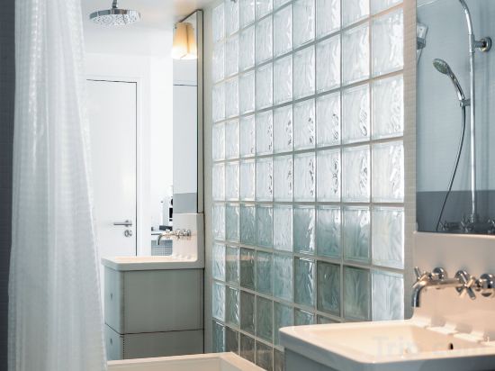 Фото Kube Hotel Paris