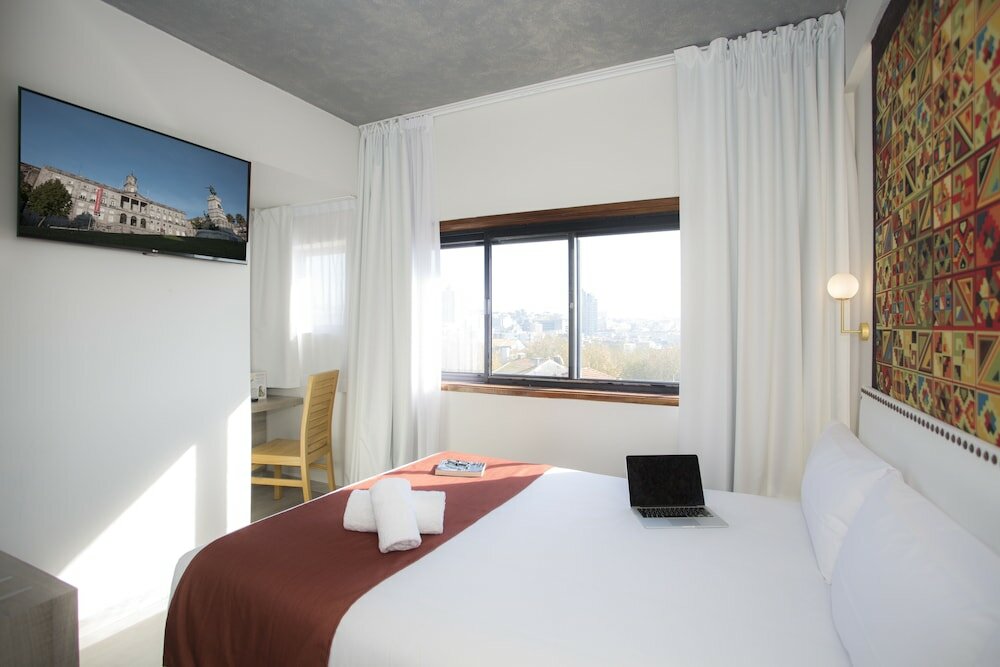 Фото Casual Inca Porto