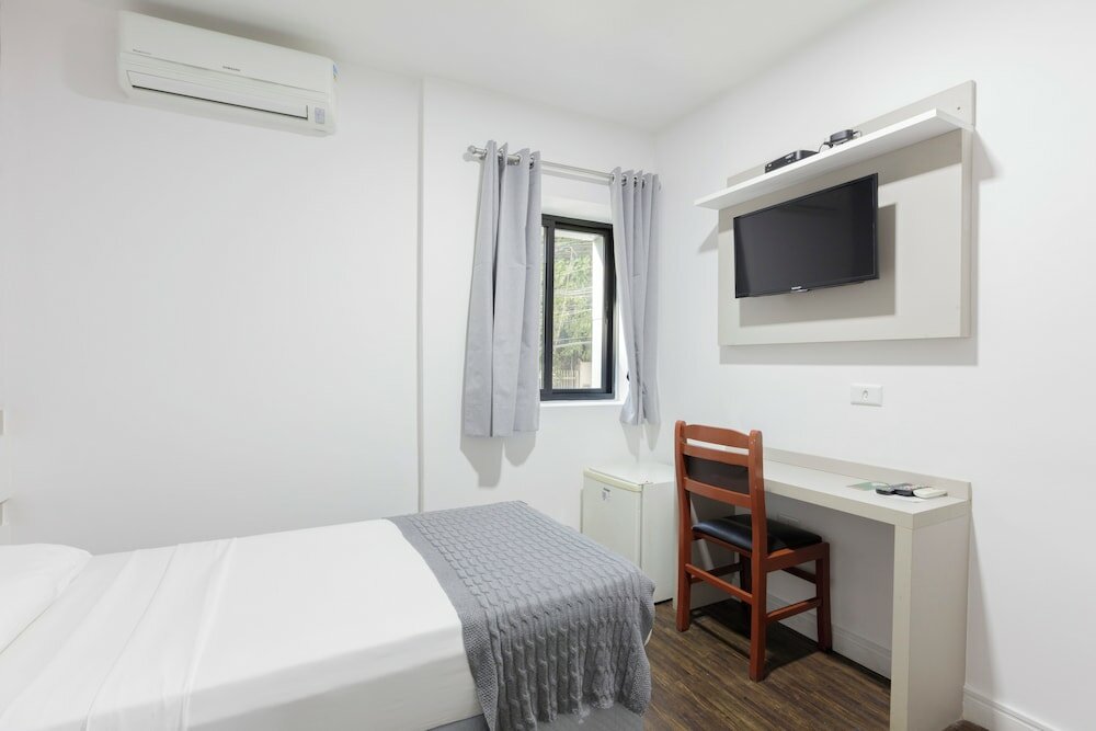 Фото Hotel Cardim Plaza