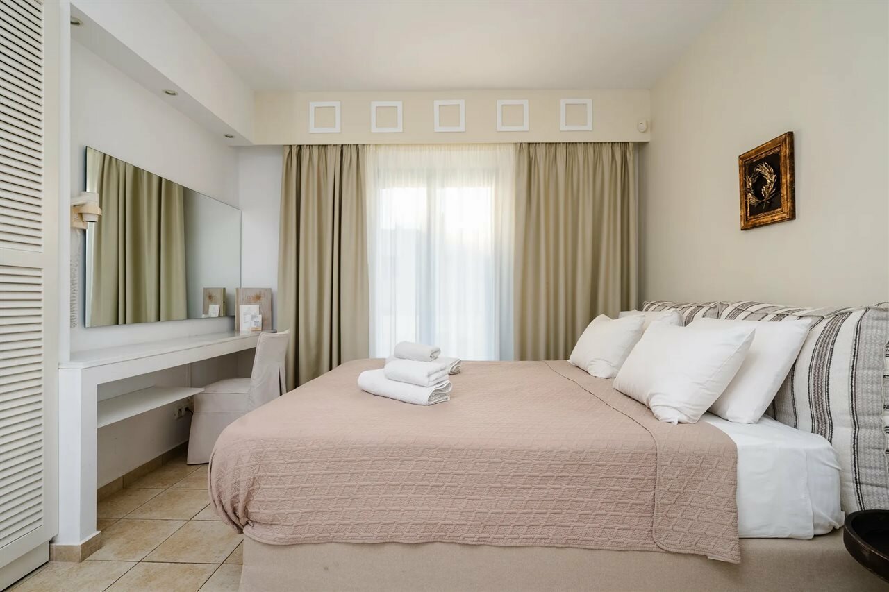 Фото Mitos Suites