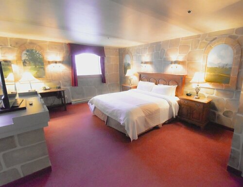 Внешний вид отеля Canad Inns Destination Centre Fort Garry в Виннипеге, фото 2