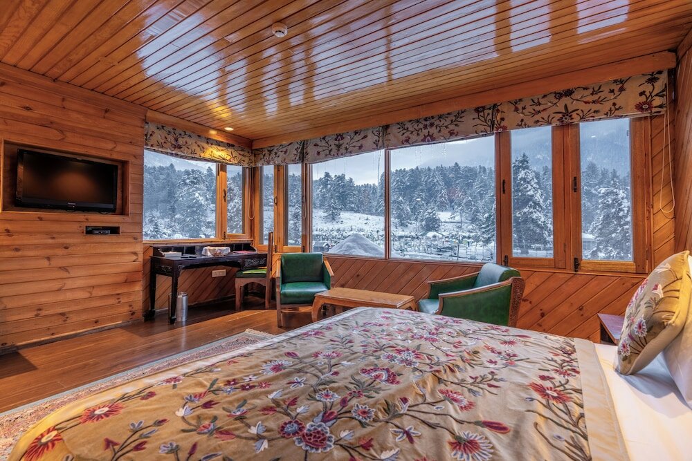 Фото Hotel Heevan Pahalgam