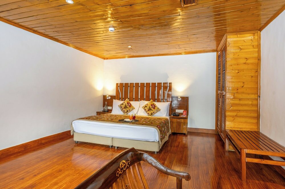 Фото Hotel Heevan Pahalgam
