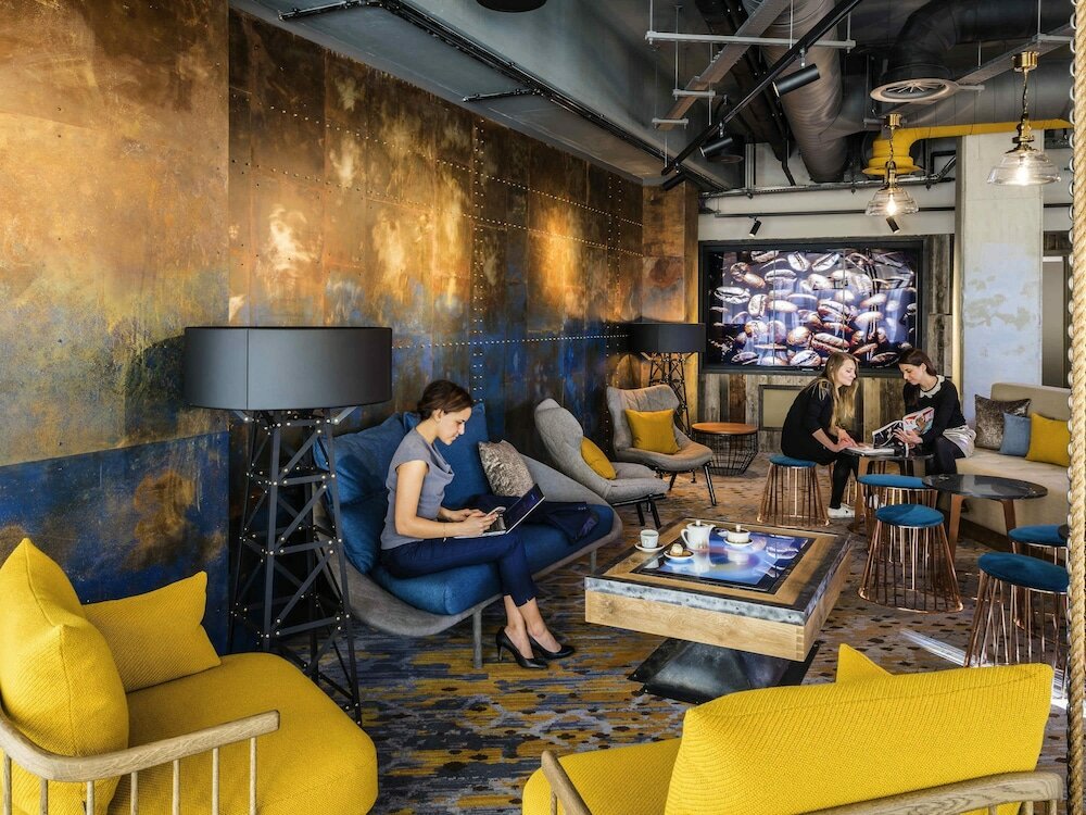 Фото Novotel London Canary Wharf