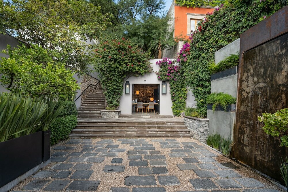 Фото 37870440053