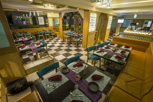 Гостиница Hotel Aryaas в Тирунелвели