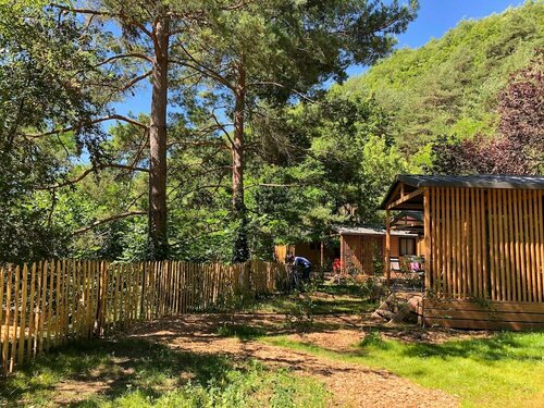 Гостиница Huttopia Gorges du Tarn в Флораке