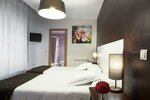 Thc Gran VIA Hostel