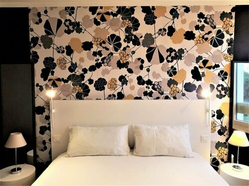 Гостиница Brit Hotel Marseille Aéroport в Витроли